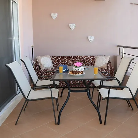 Apartmán Roumpini Homes *